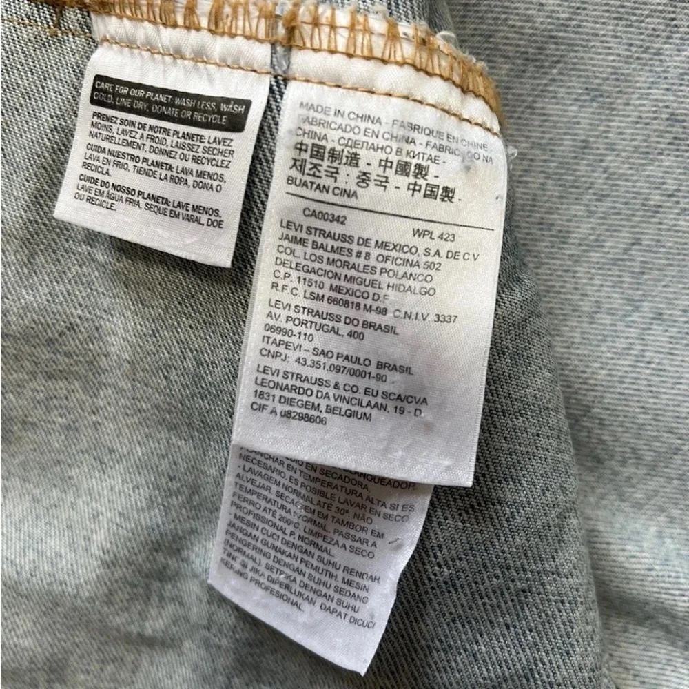 Levi’s Men’s Trucker Jacket XXL Distressed Denim Soft Broken-In Feel 25x29 - Picture 7 of 16
